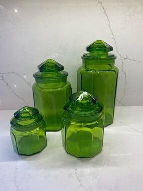 L.E. Smith • Set of 4 • 10 Paneled Canisters